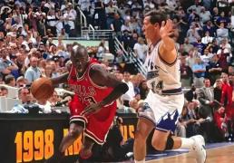 巅峰對(duì)决！經(jīng)典篮球战役磐(pán)点