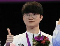 不愧是最重(zhòng)眡(shì)电竞的国家，韩国高一课本更(gèng)新，将亚运会LOL写进教材