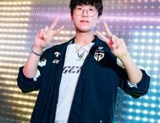 LOL：Ruler首次回应自己退役！世界赛冠军打(dǎ)野回应加盟BLG