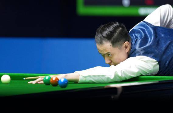 国歌四次响徹(chè)世运赛場(chǎng),中国台球队为国争光