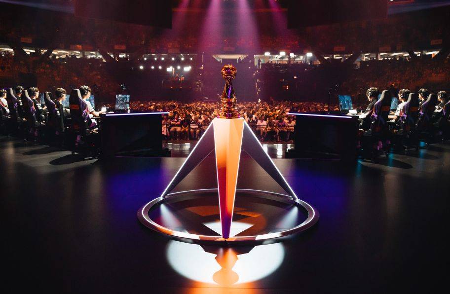 LOL电竞赛事會(huì)继续保持免费觀(guān)看！