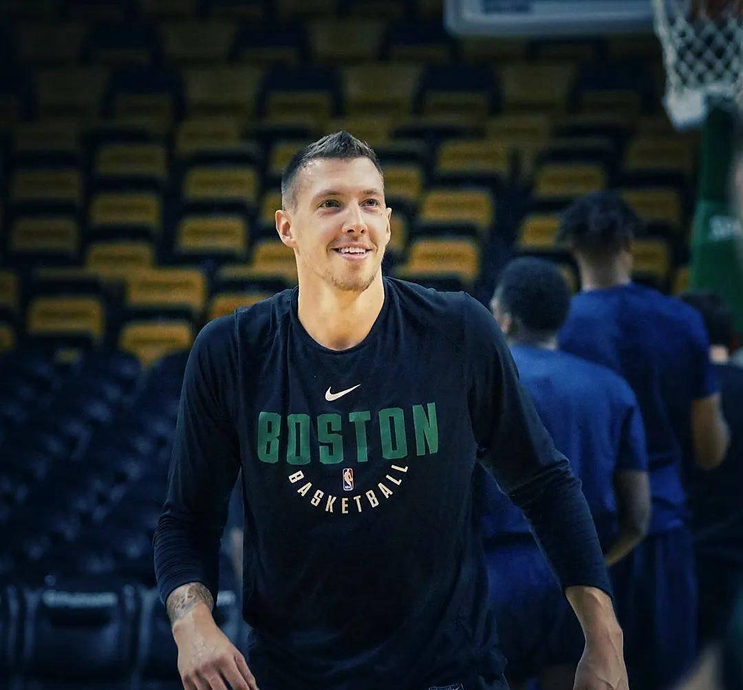 老(lǎo)将泰斯離(lí)开NBA，回归欧洲联赛