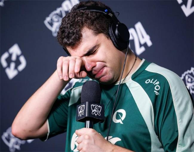 【一竞技(jì)1JingJi】LOL：S15首位被拳头制裁的(de)选手诞生