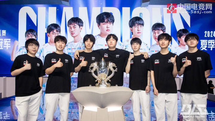 2025LPL总决赛：BLG捧(pěng)起银龙杯，knight獲(huò)得FMVP，收獲(huò)职业生涯第六个LPL冠军